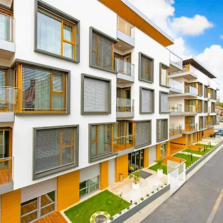 2 Bedroom Gorgeous In