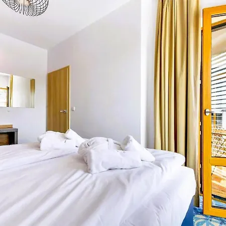 2 Bedroom Cozy In Appartement Hel